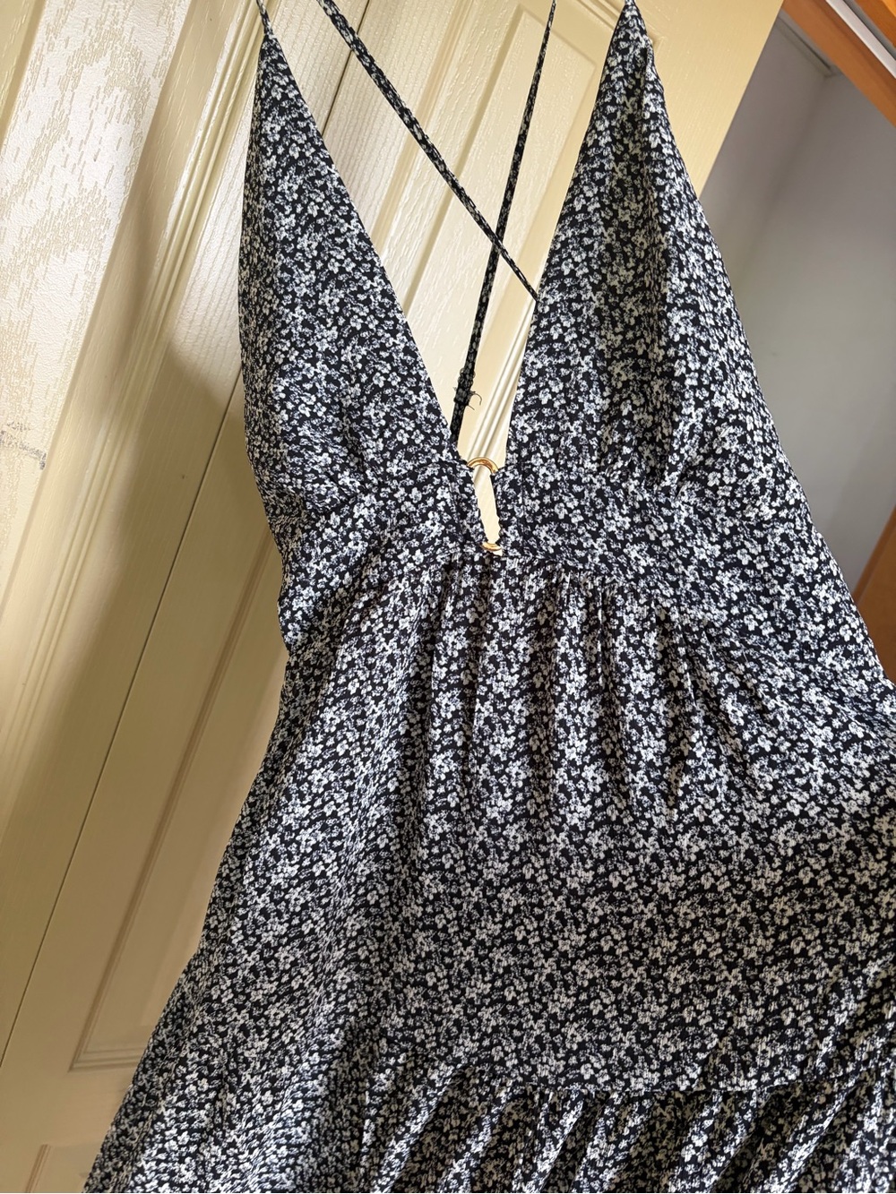 New Black and White Floral Maxi Dress